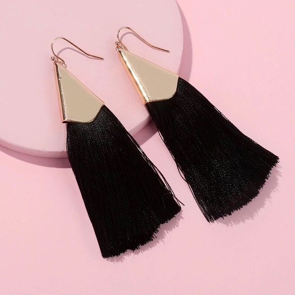 Geometric Fringe Tassel Statement Earrings - Black - Picture 2 of 2